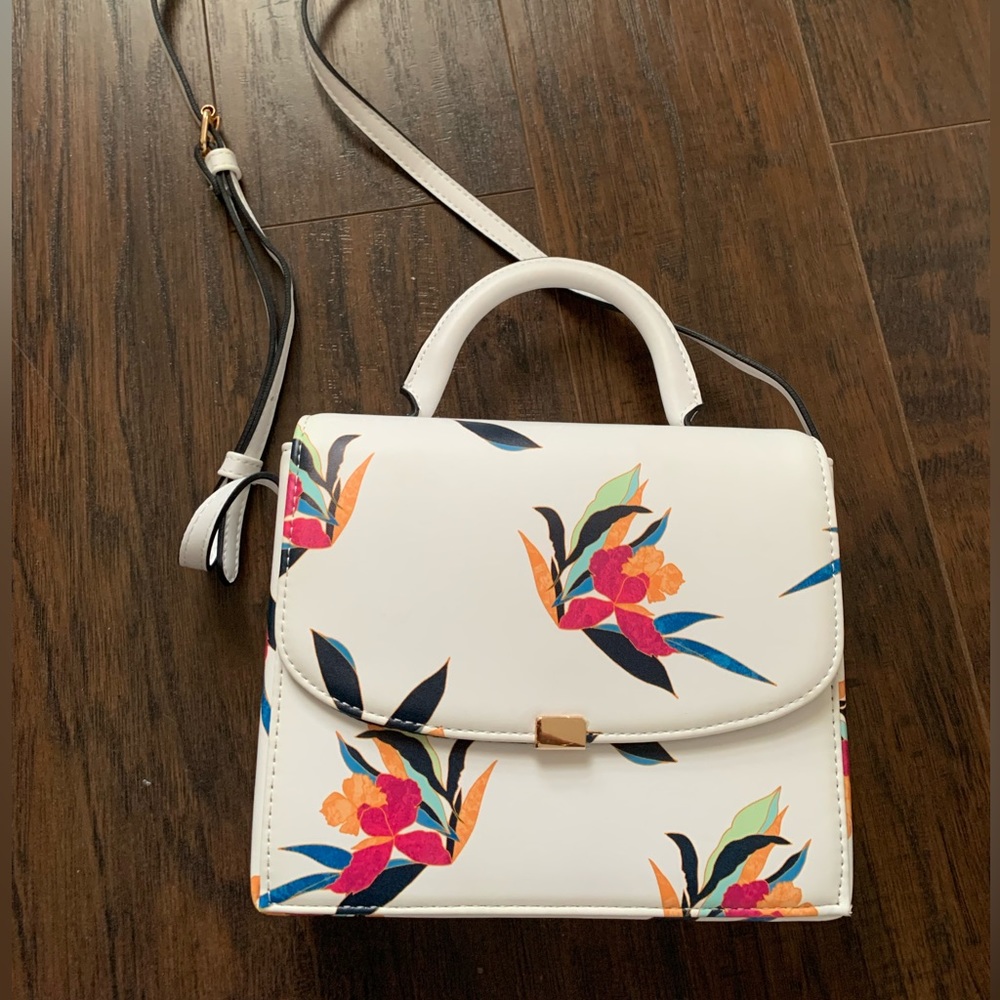 Floral cross body purse